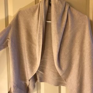 Lululemon Sweater wrap with good size 6